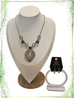 Paparazzi 'Contemporary Collection" Silver Tone Necklace Set In Green